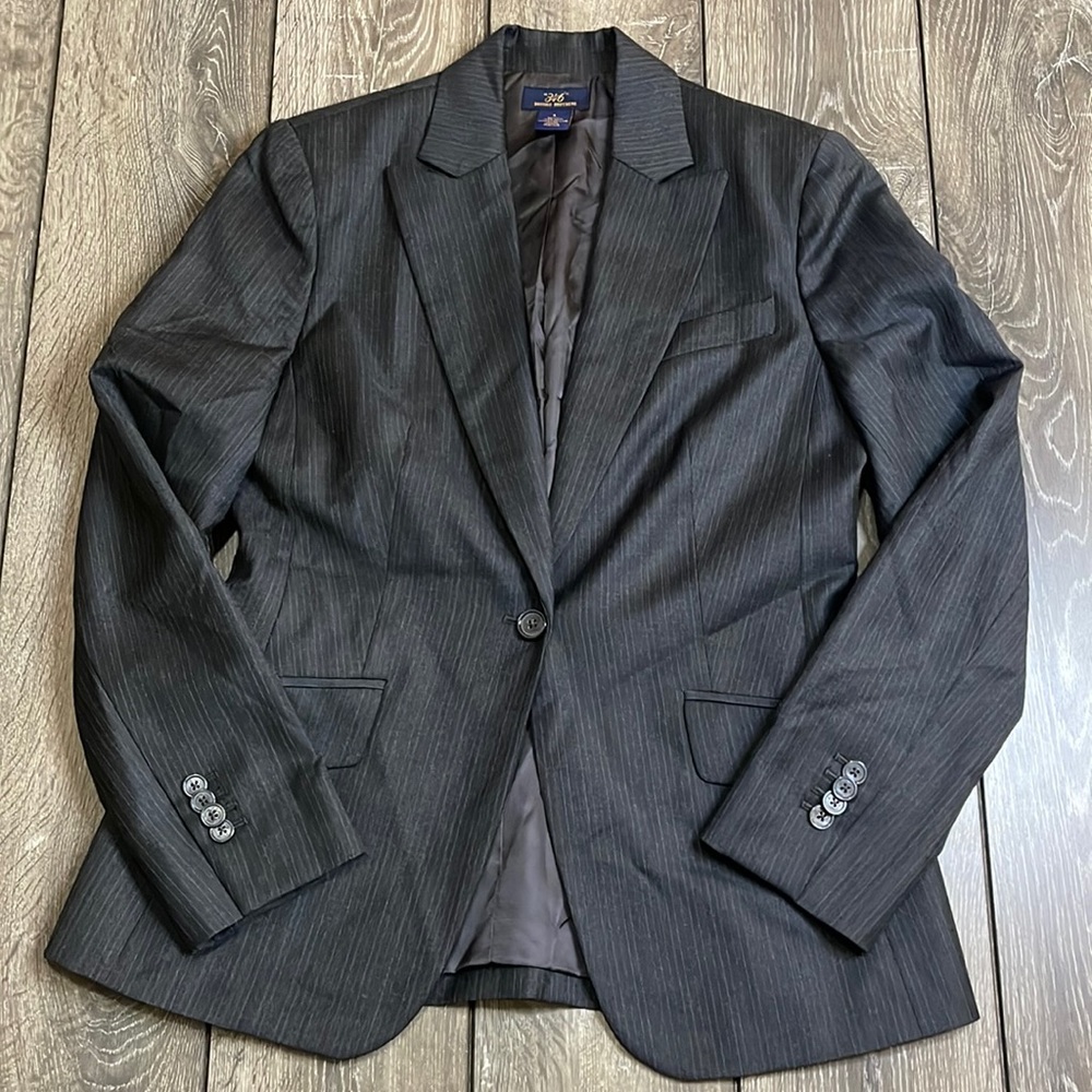 Brooks Brothers 346 Women's Dark Gray Pinstripe Blazer